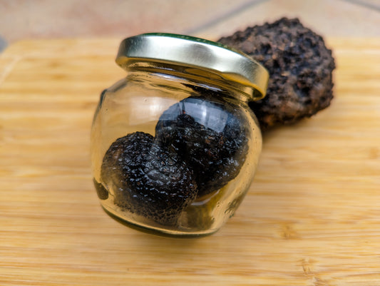 Summer black truffles, whole 35g in brine